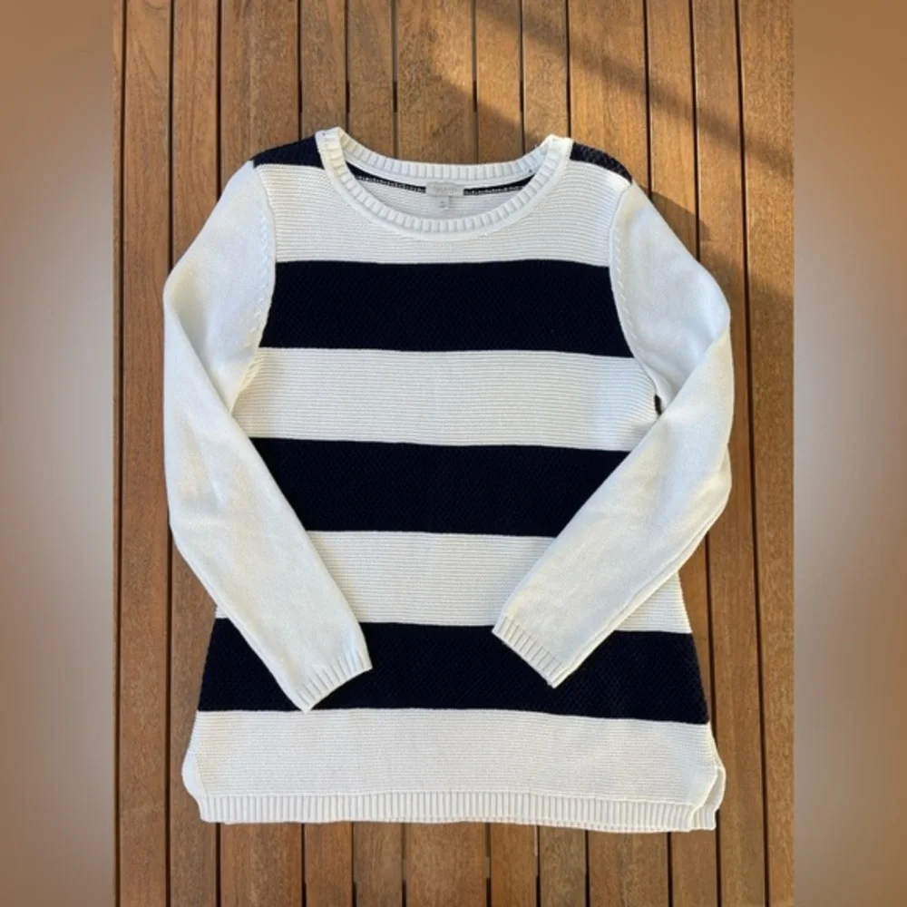 Talbots Black and White Striped Knit sweater Medium Petite π€ - Picture 1 of 7
